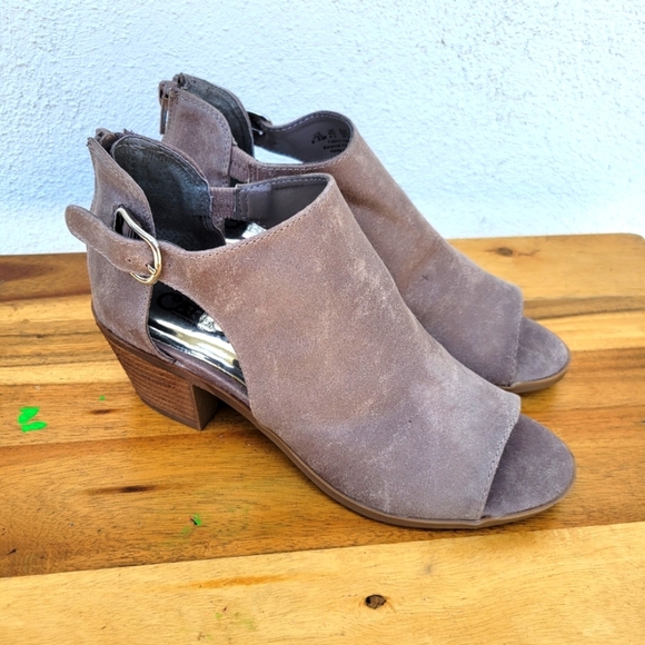 Carlos By Carlos Santana Della Doe Ankle Boot  Women's Size 6.5 - Picture 10 of 16